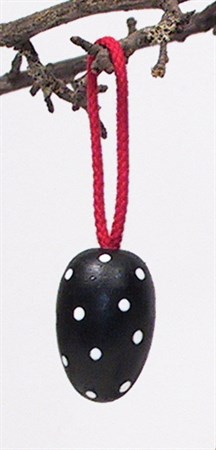 Ägg svart med prickar